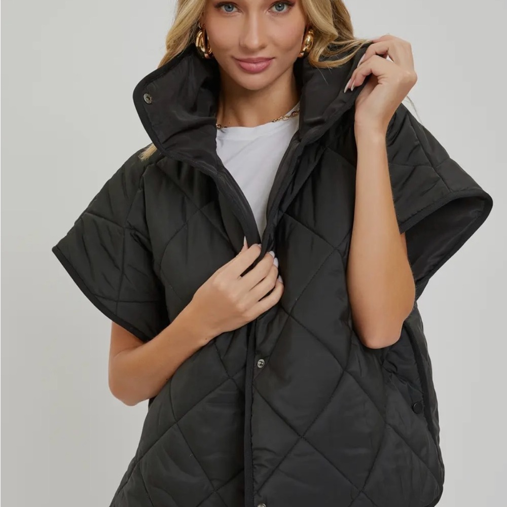 Chic Black Quilted Vest